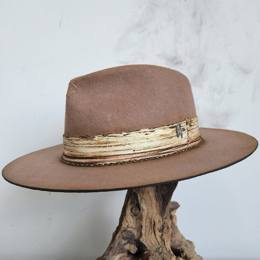 Lightly Distressed Dusty Pink Wool Felt Fedora Hat