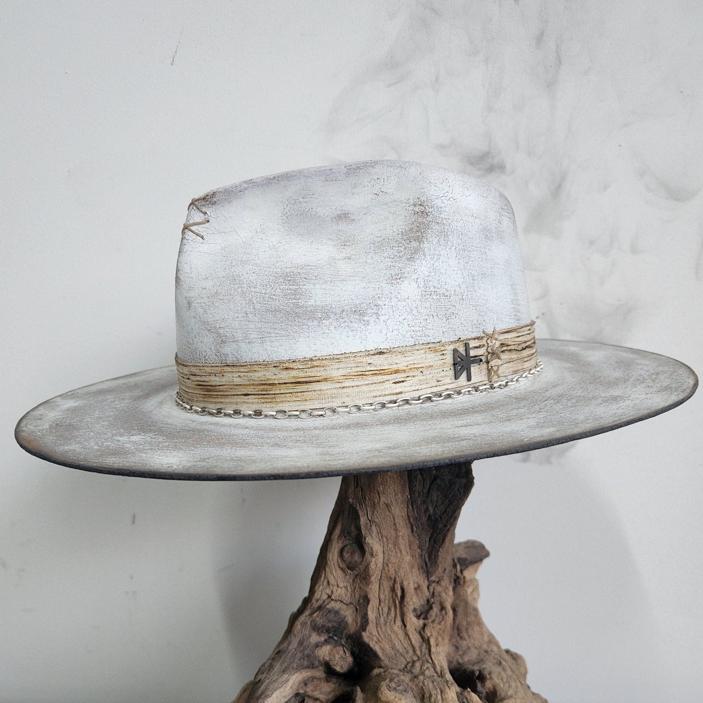 Premium White Acid Wash Fur Felt Fedora